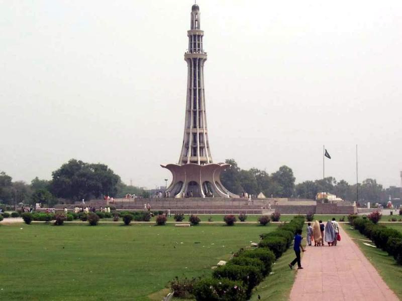 Visit the 4 Most Popular and Historical Sights in Lahore With Pakistan Rent a Car
